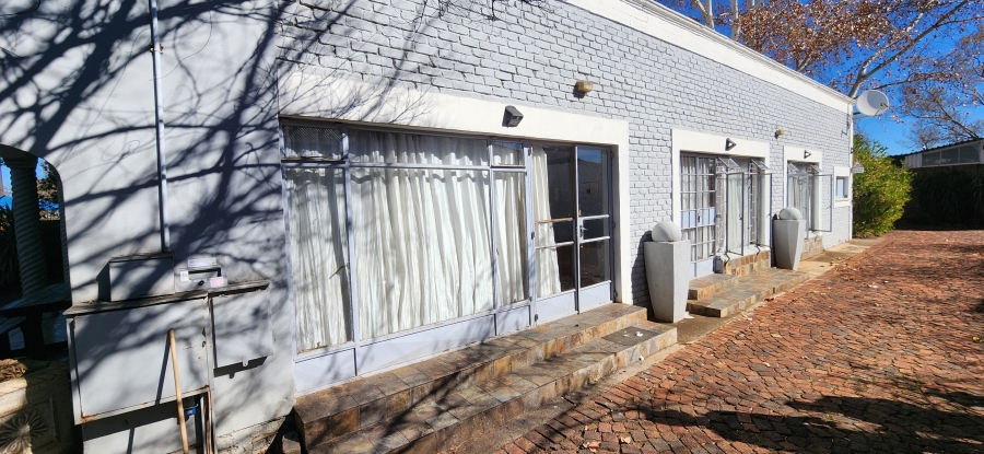 16 Bedroom Property for Sale in Die Bult North West